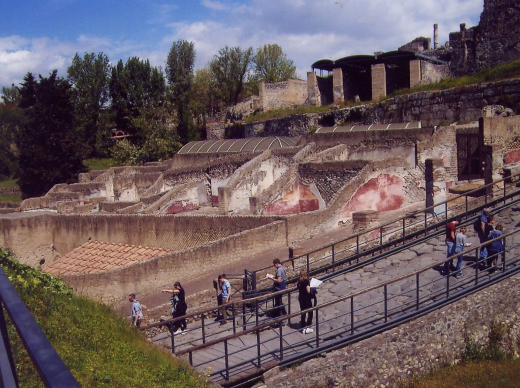 Gabriella Pegoraro Tomasini - Napoli Archeologica