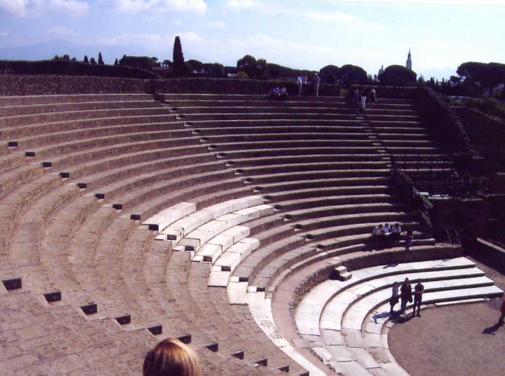 Marinella Campoli - Napoli Archeologica