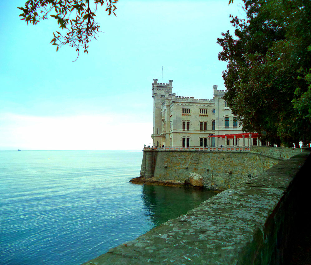 Il tour di Romana Bandierai - Lubiana Postumia e castello di Miramare